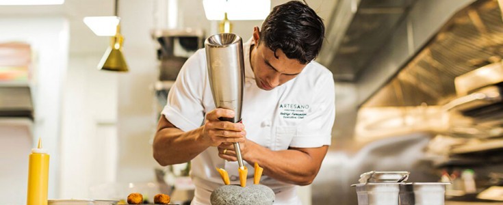 El chef Rodrigo Fernandini hace realidad su sueño: abre su primer restaurante en el corazón de Barranco